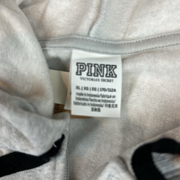 VS PINK Zip-up Logo Hoodie NWT - Picture 4 of 5
